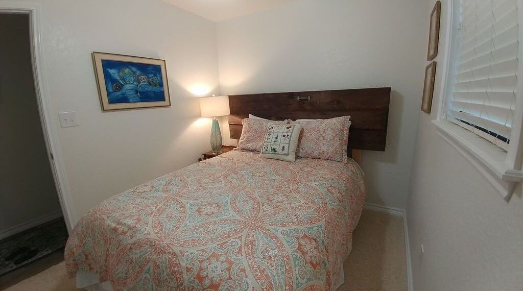 Photo of Bedroom in Crockett