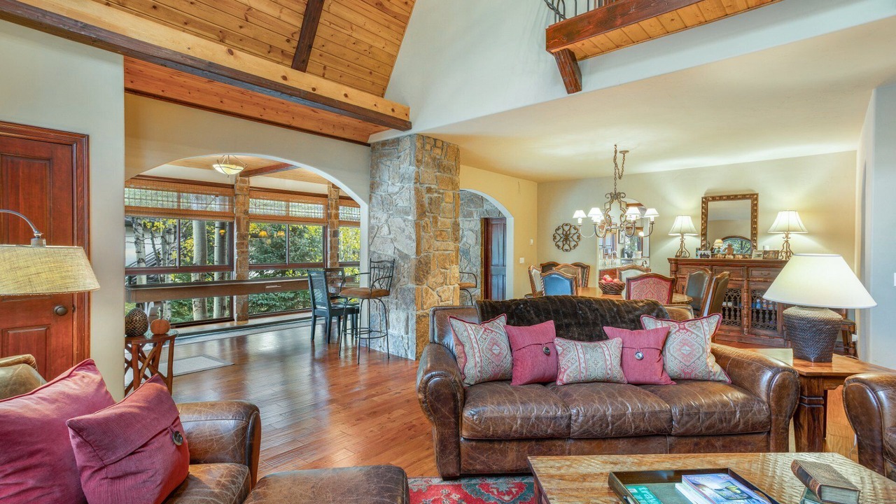 Photo of Bedroom in Highland Meadows