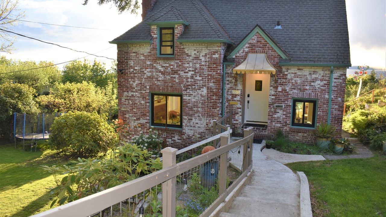 Photo of Outdoor in North Admiral