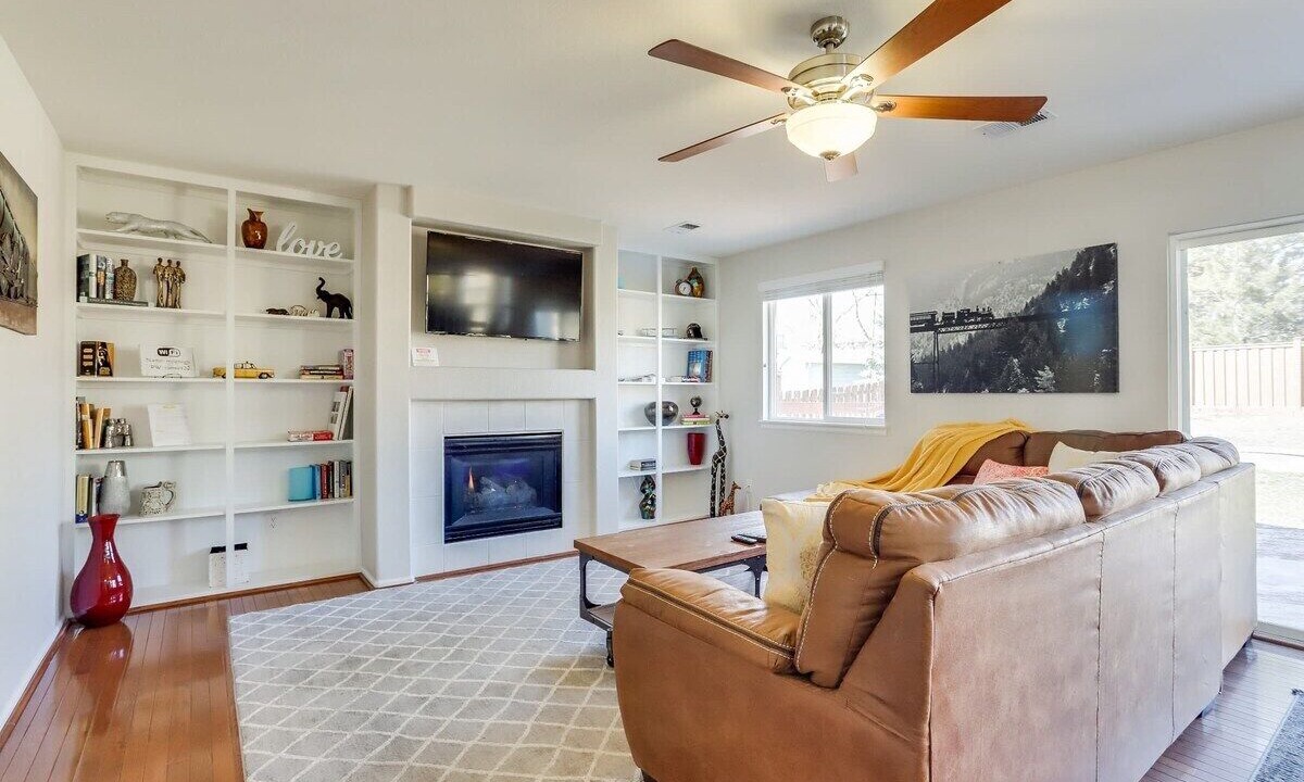 Photo of Bedroom in Aurora