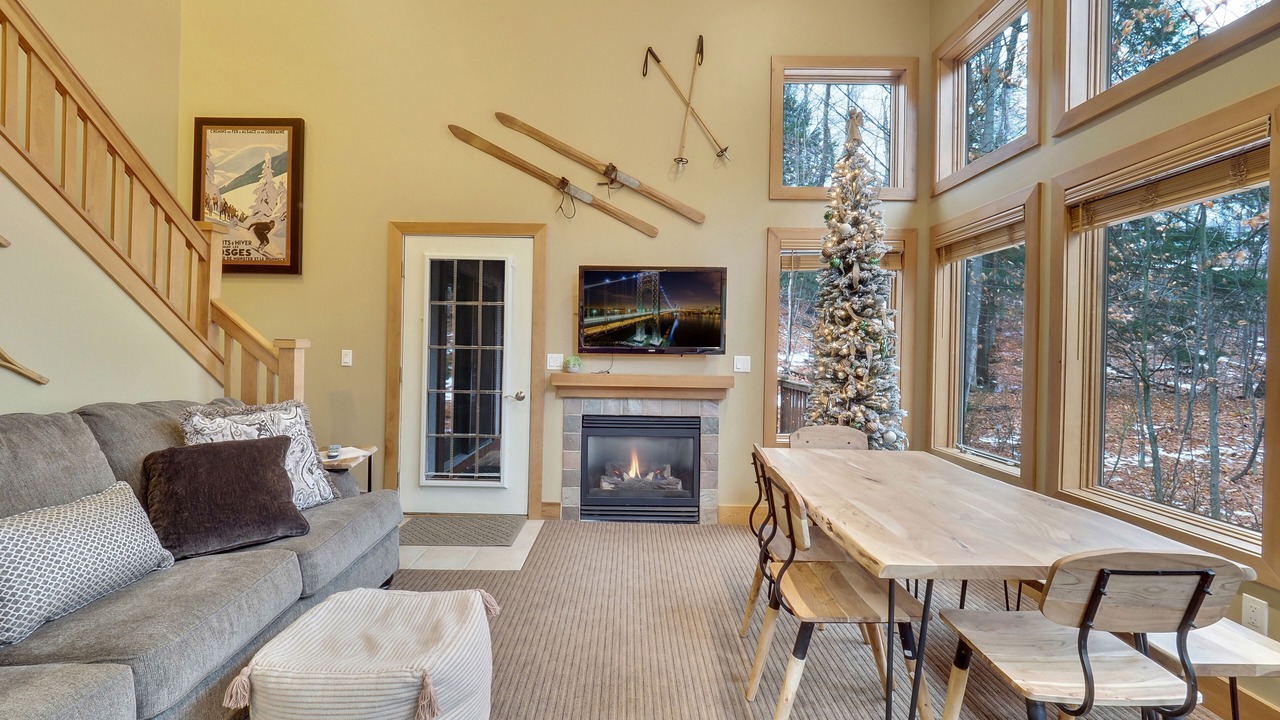 Photo of Livingroom in Boyne Falls