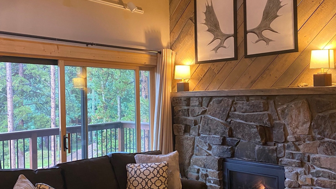 Photo of Livingroom in Warrior's Mark