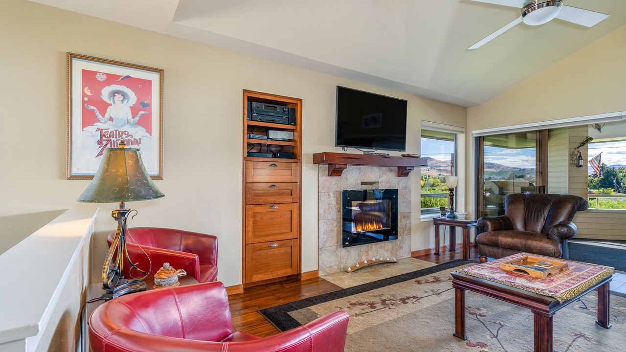 Photo of Livingroom in Wapato Point
