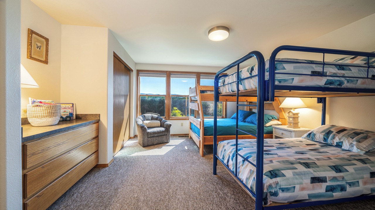 Photo of Bedroom in Wapato Point