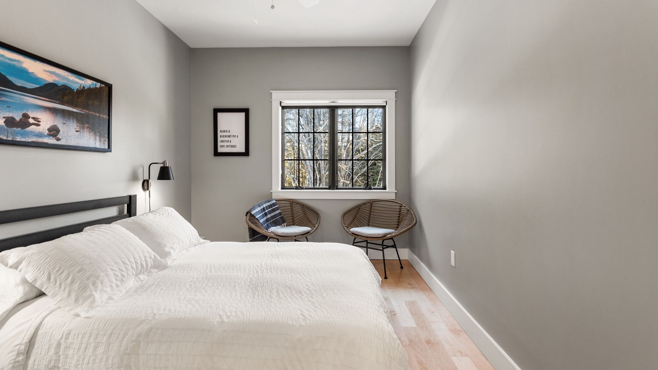 Photo of Bedroom in Lamoine