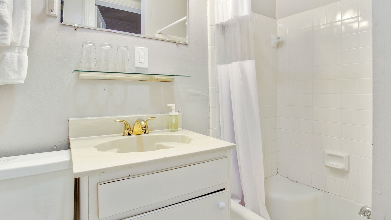 Photo of Bathroom in Treme
