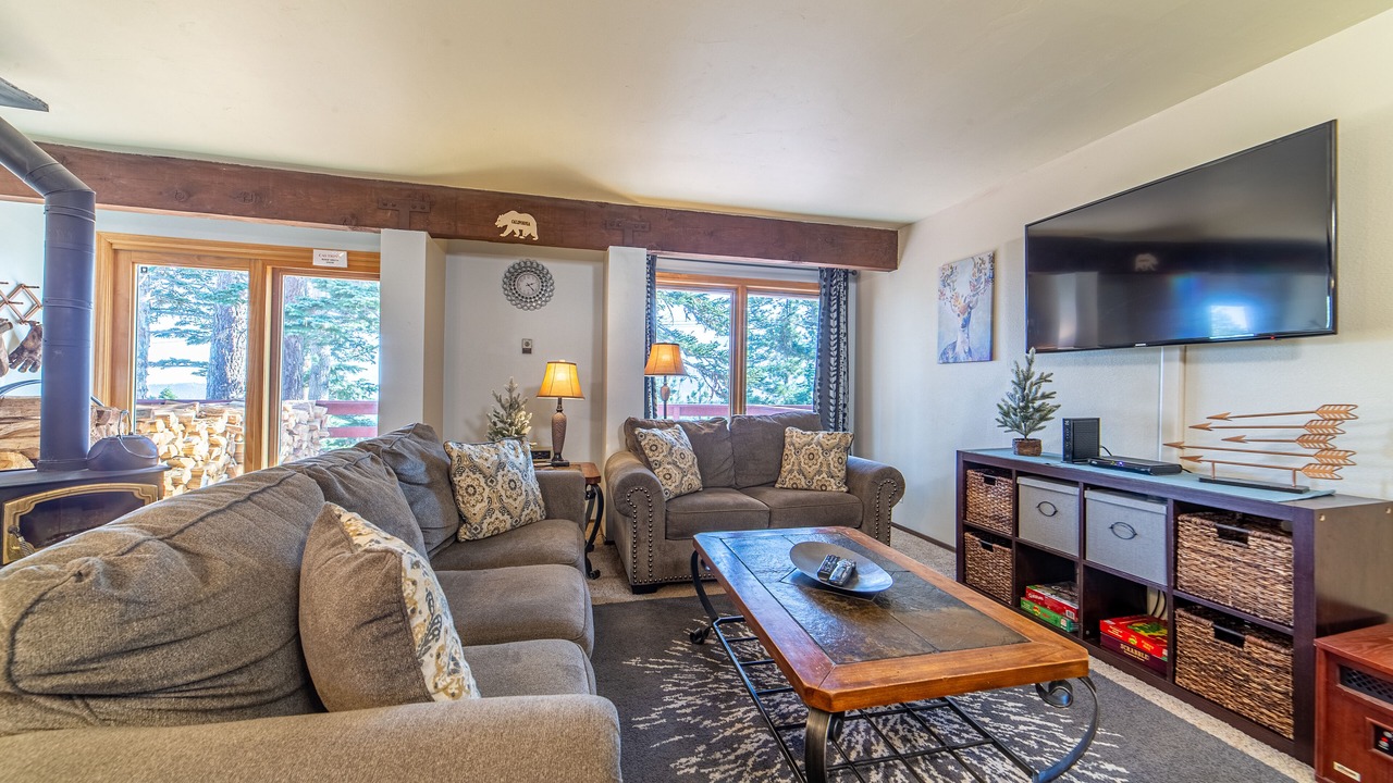 Photo of Livingroom in Mammoth Lakes