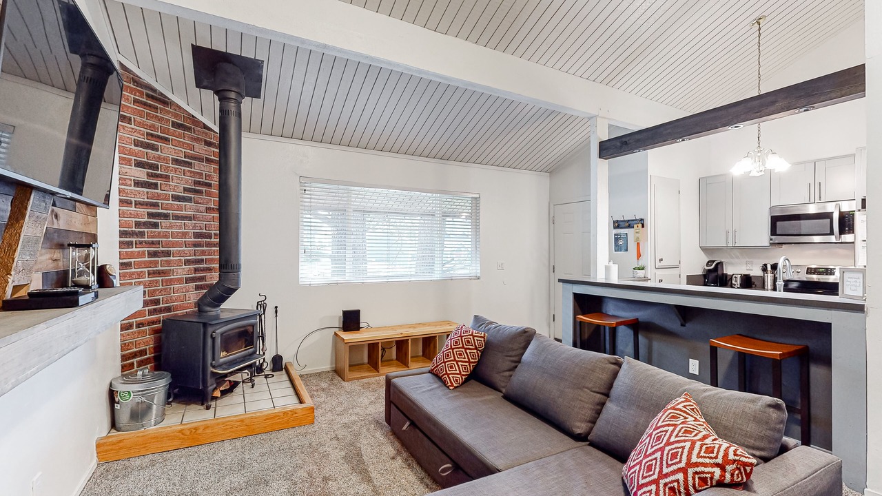 Photo of Livingroom in Mammoth Lakes
