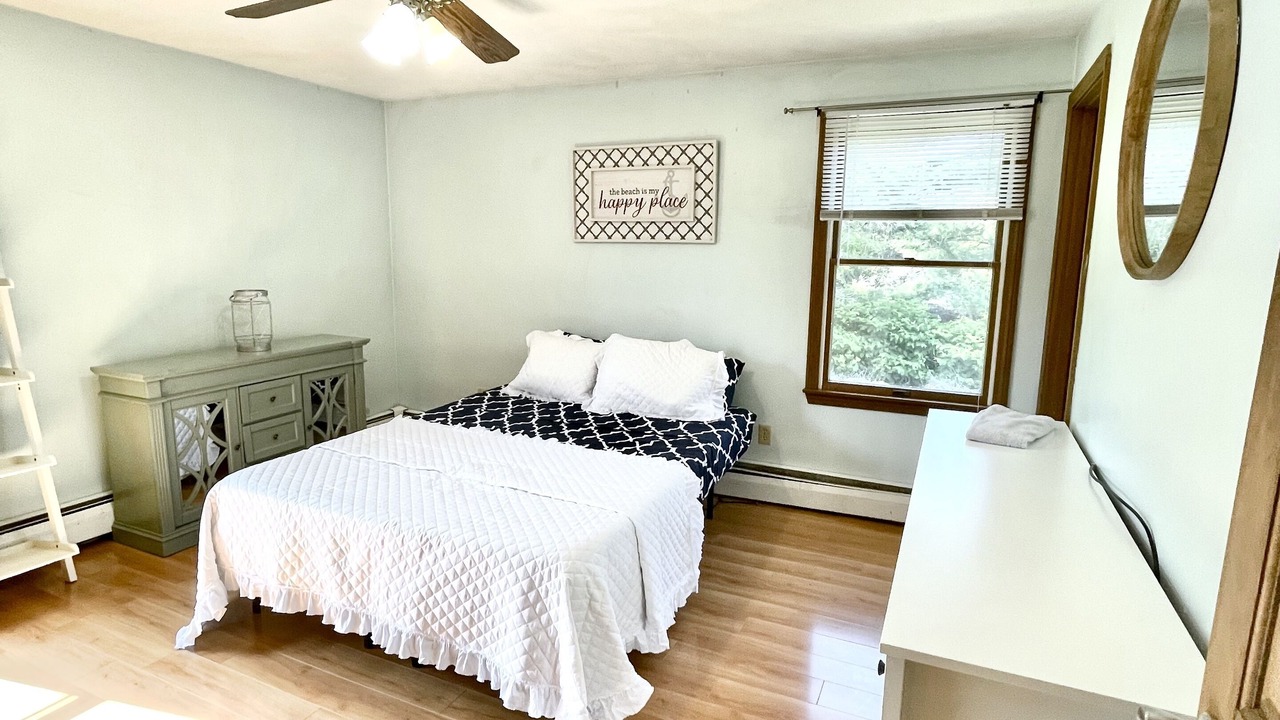 Photo of Bedroom in Bonnet Shores