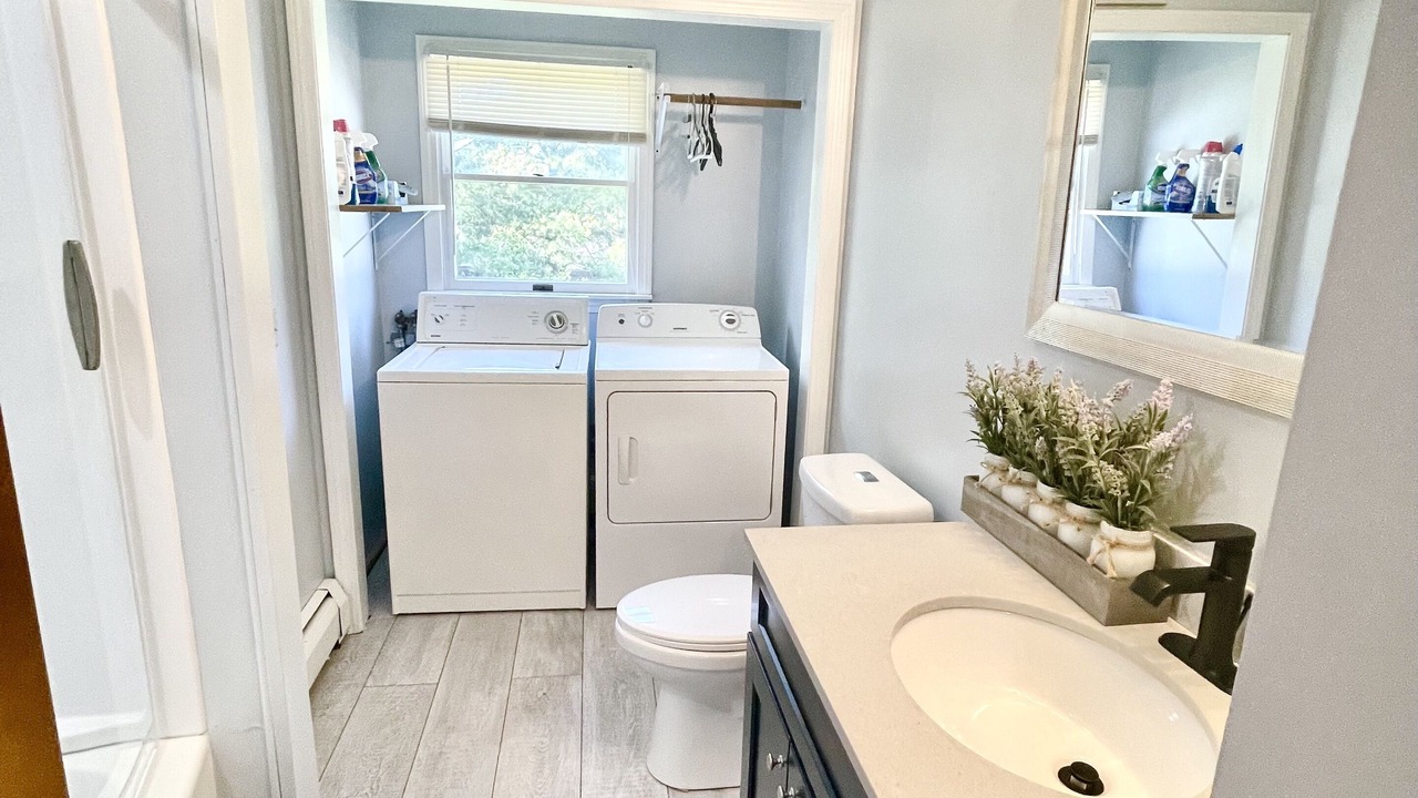Photo of Bathroom in Bonnet Shores