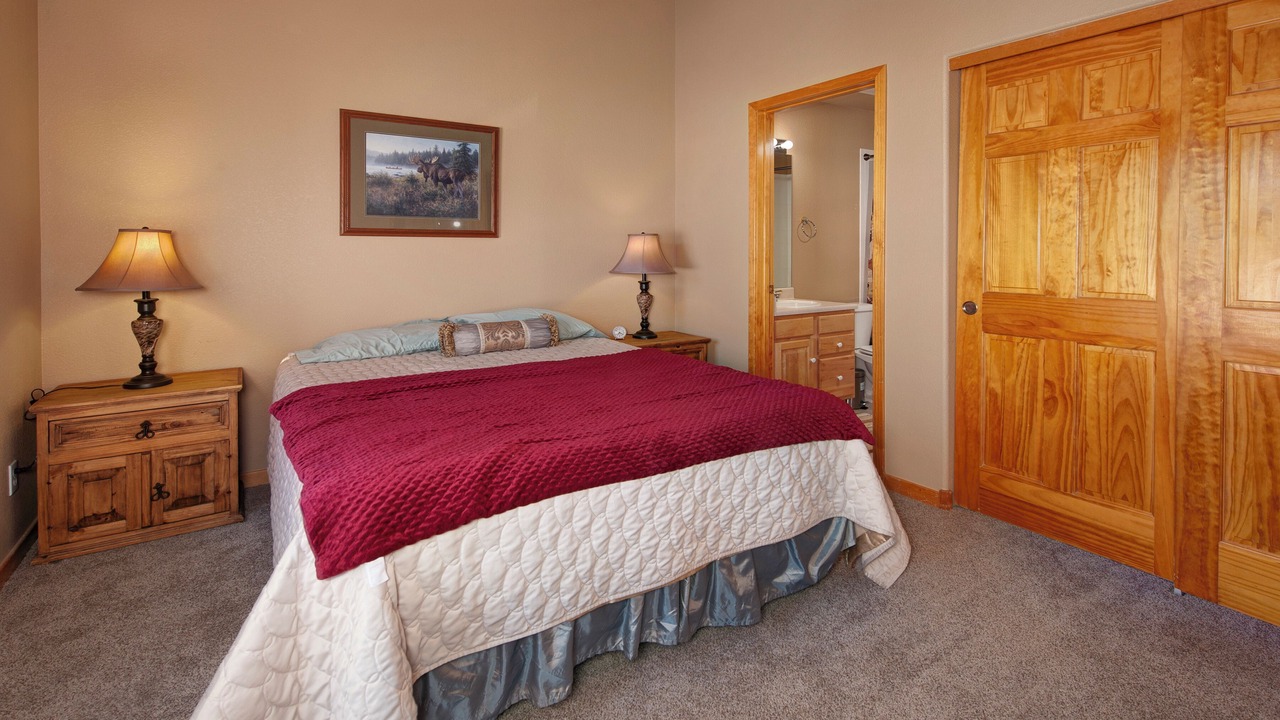 Photo of Bathroom in Three Peaks