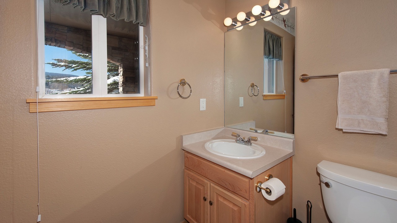 Photo of Bathroom in Three Peaks