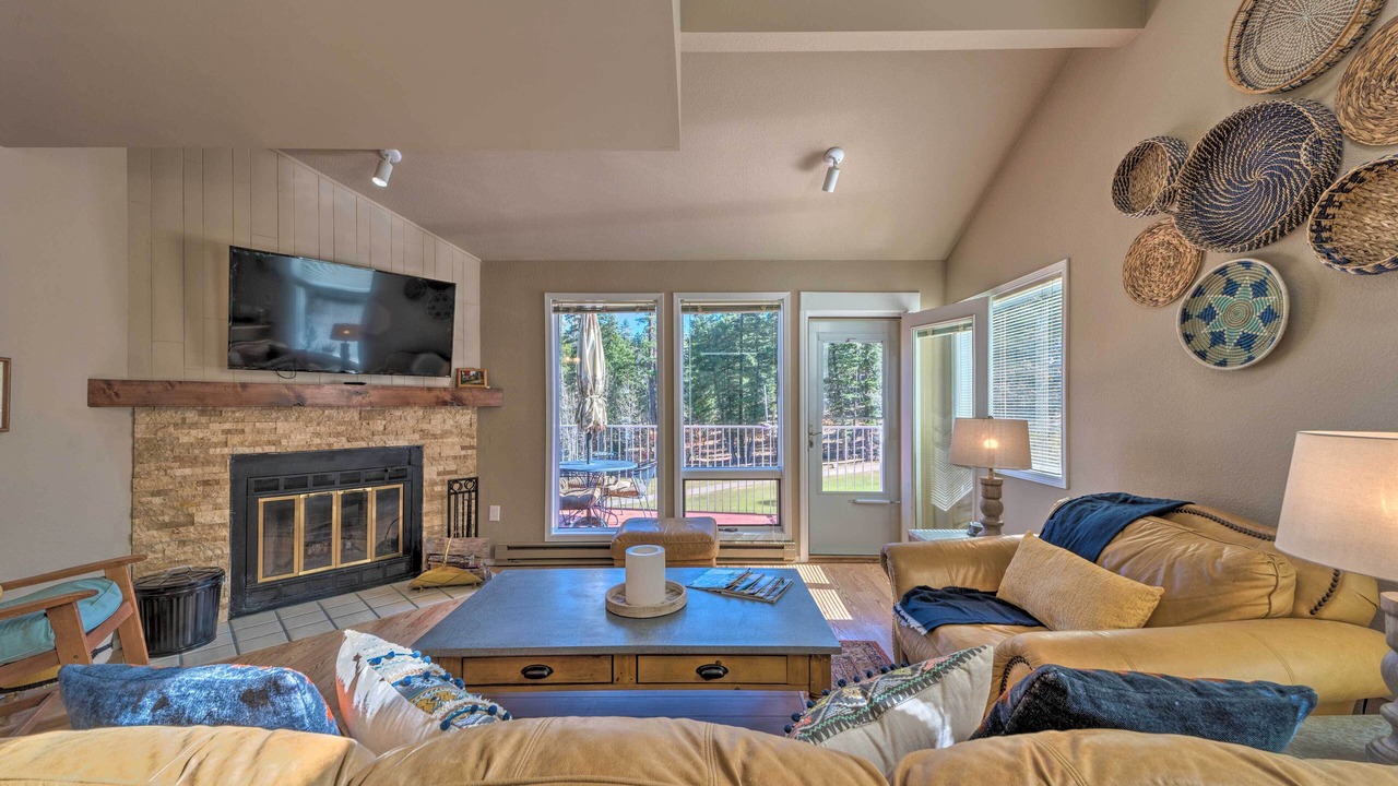 Photo of Livingroom in Cloudcroft