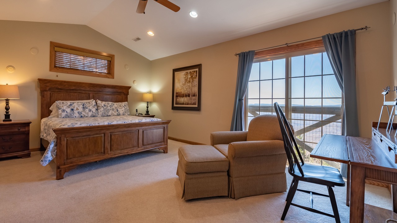 Photo of Bedroom in Snowshoe