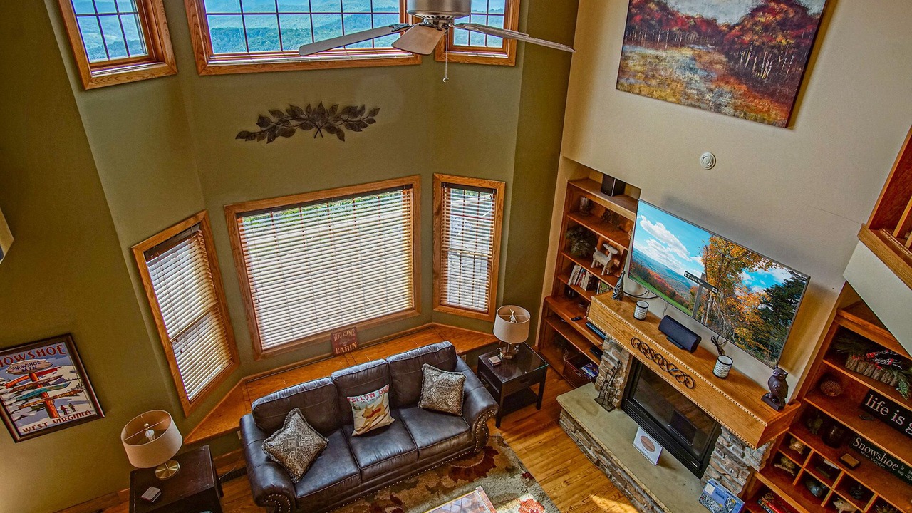 Photo of Livingroom in Snowshoe