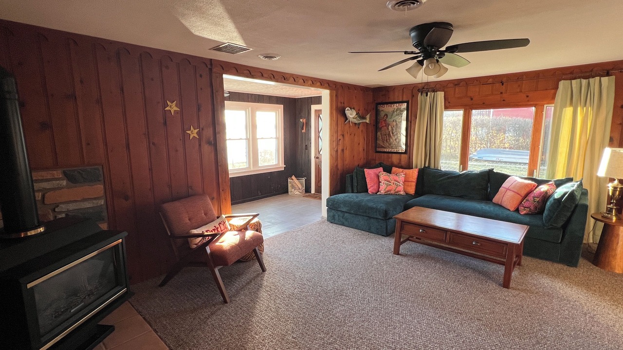 Photo of Livingroom in Auburn