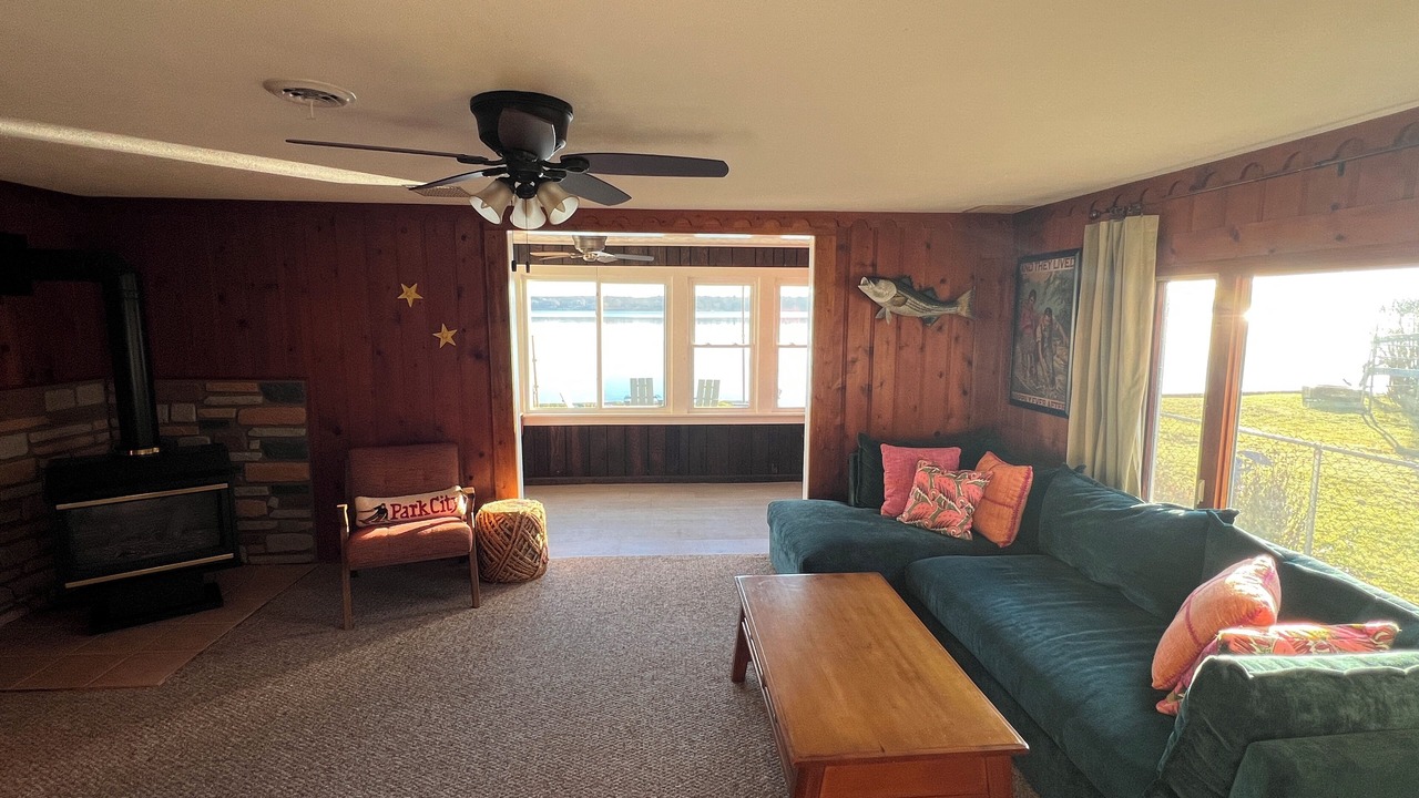 Photo of Livingroom in Auburn