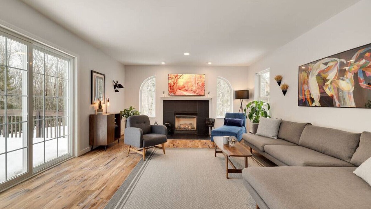 Photo of Livingroom in Pocono Summit