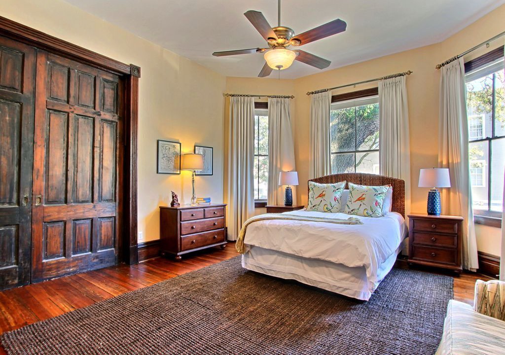Photo of Others in Savannah Victorian District