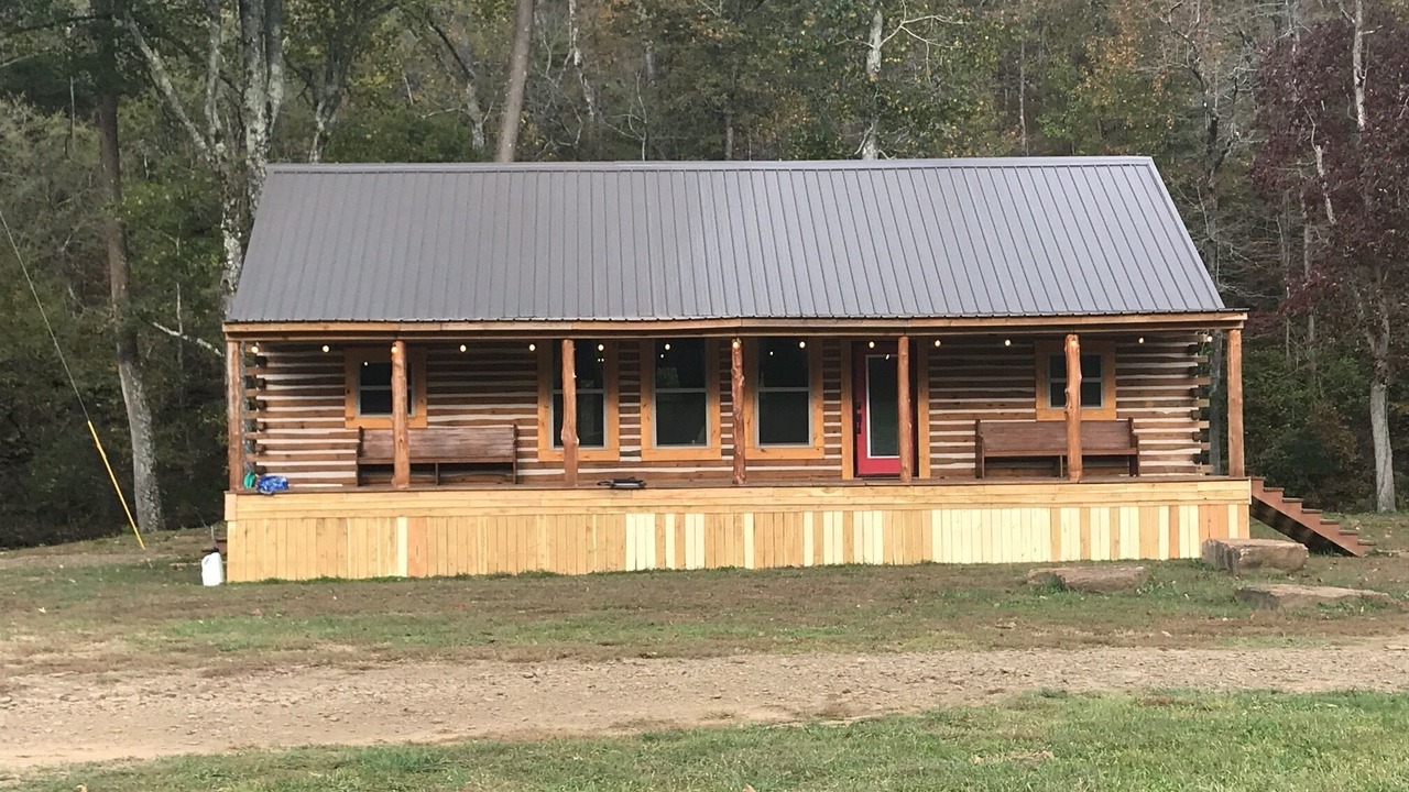 Photo of Outdoor in Combs