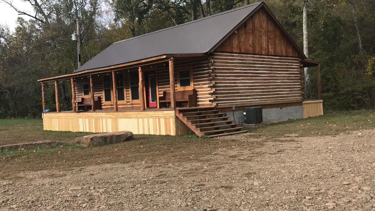 Photo of Outdoor in Combs