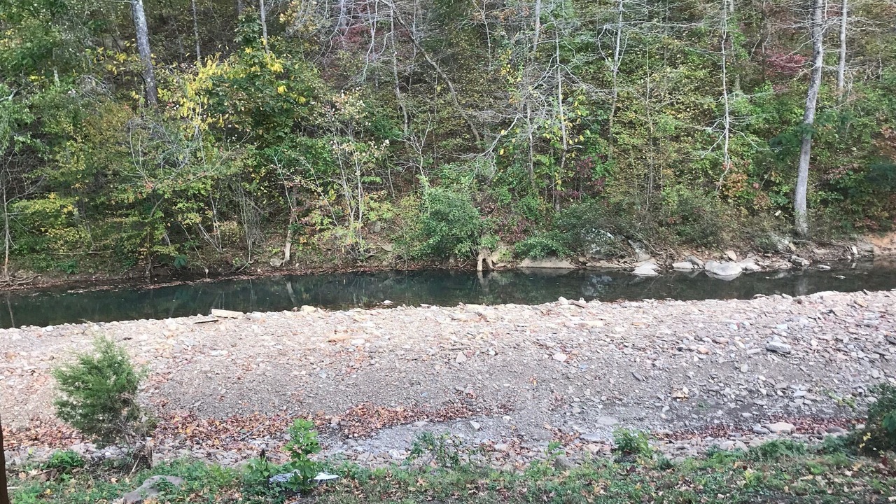 Photo of Outdoor in Combs