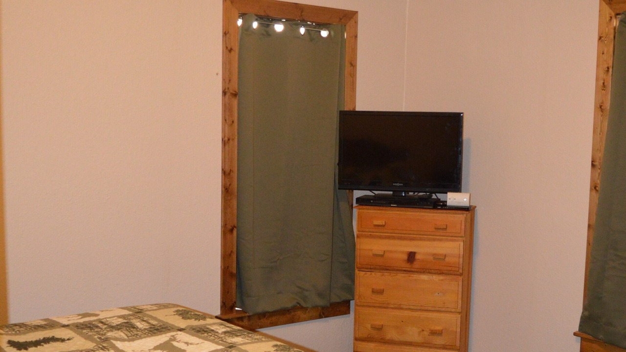 Photo of Bedroom in Warm Springs