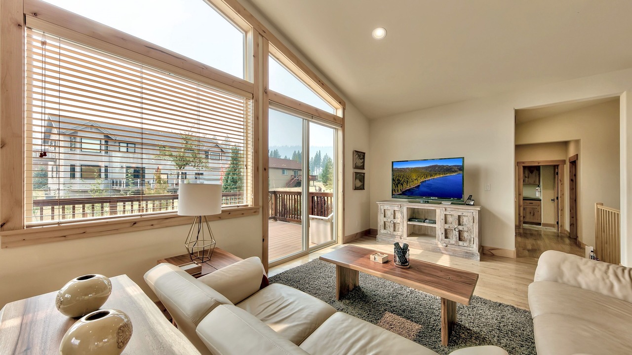 Photo of Bedroom in Mountain View Estates