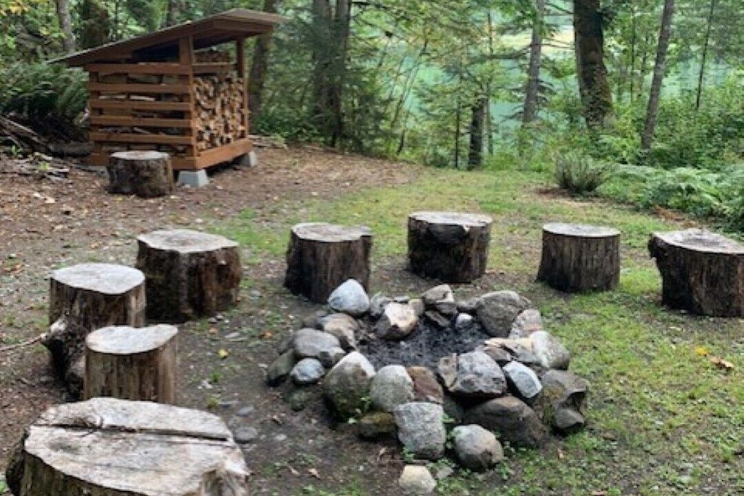 Photo of Others in Maple Falls