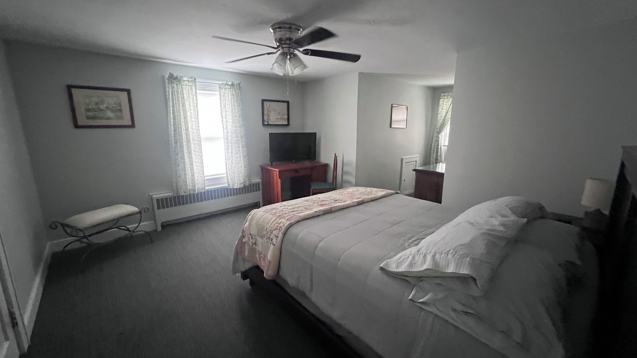 Photo of Bedroom in Alderson