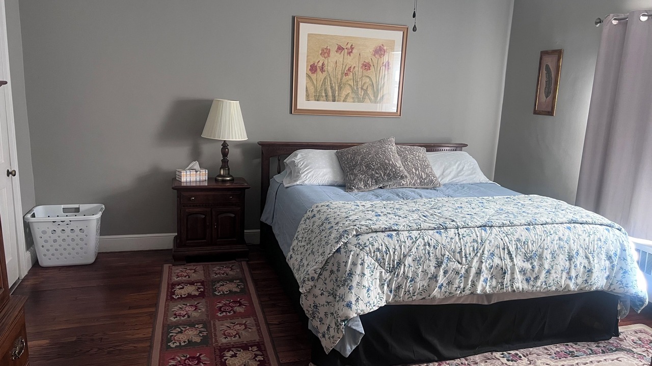 Photo of Bedroom in Alderson