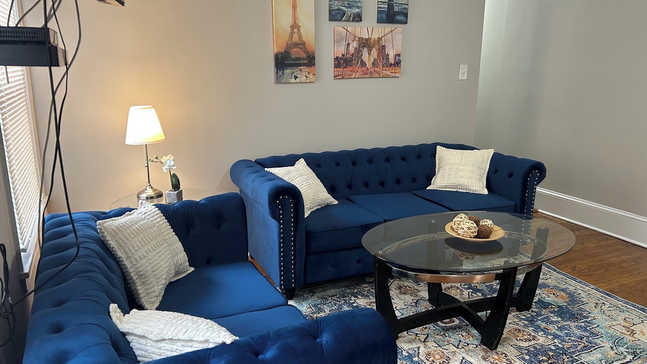 Photo of Livingroom in Center City West