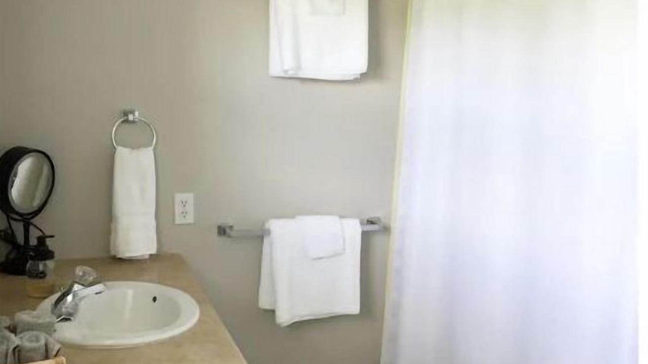 Photo of Bathroom in Powell