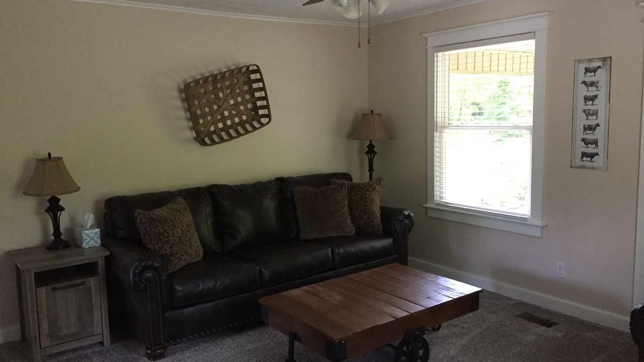 Photo of Livingroom in Powell