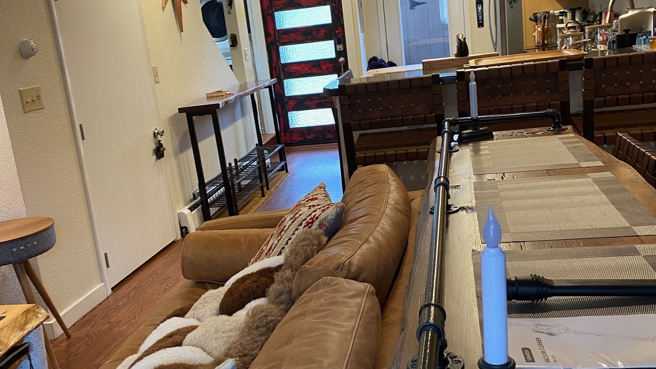 Photo of Livingroom in Lower Arapahoe