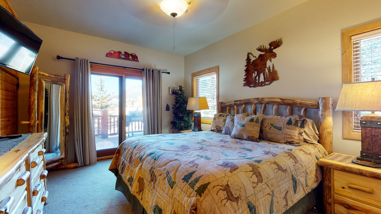 Photo of Bedroom in South Fork