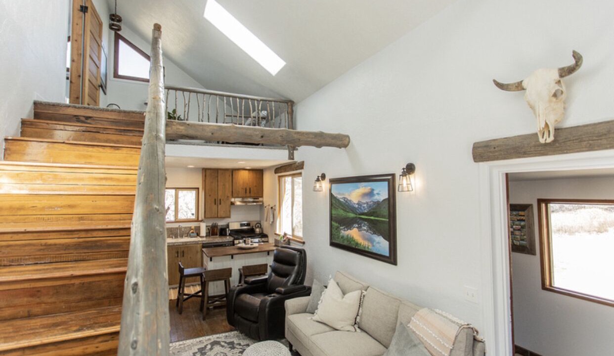 Photo of Livingroom in Larkspur