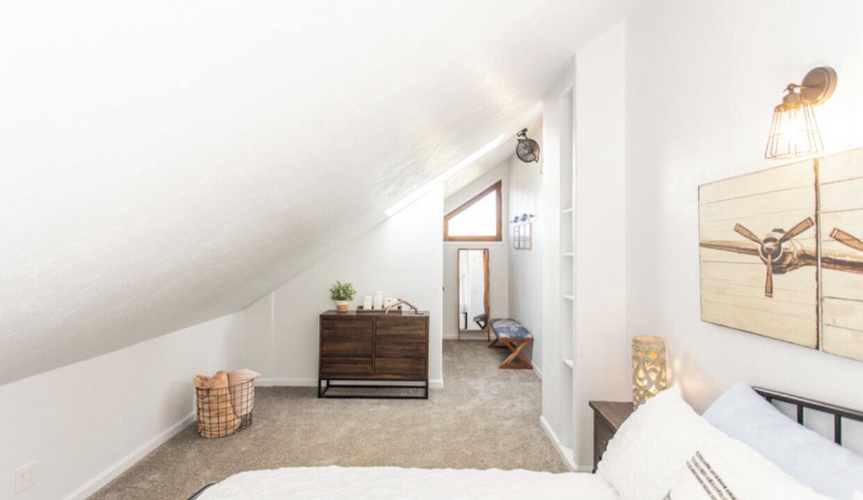Photo of Bedroom in Larkspur