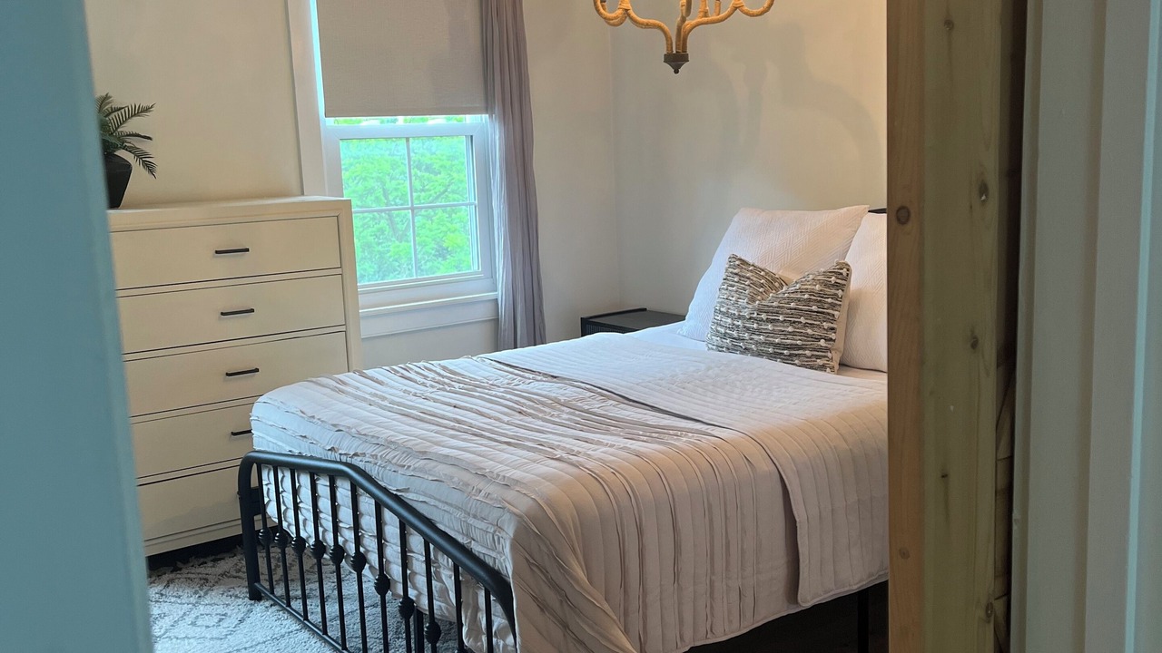 Photo of Bedroom in Columbia