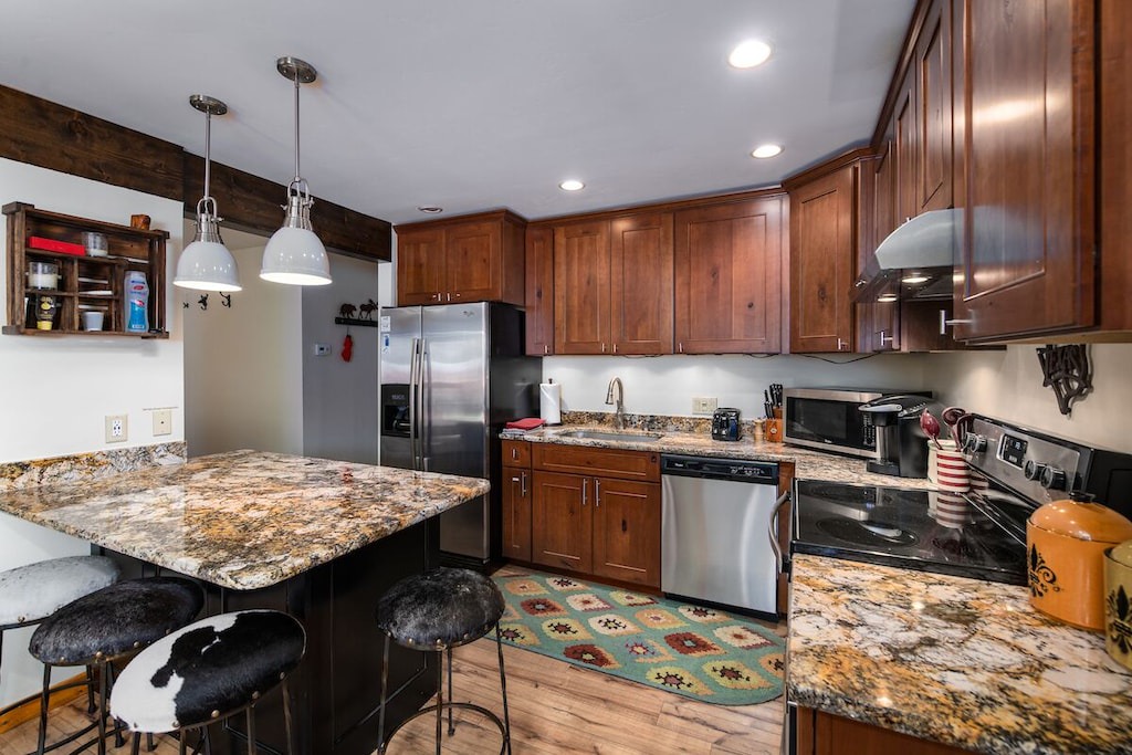 Photo of Kitchen in Peak 9
