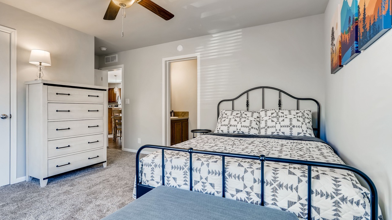 Photo of Bedroom in Glenwood Springs