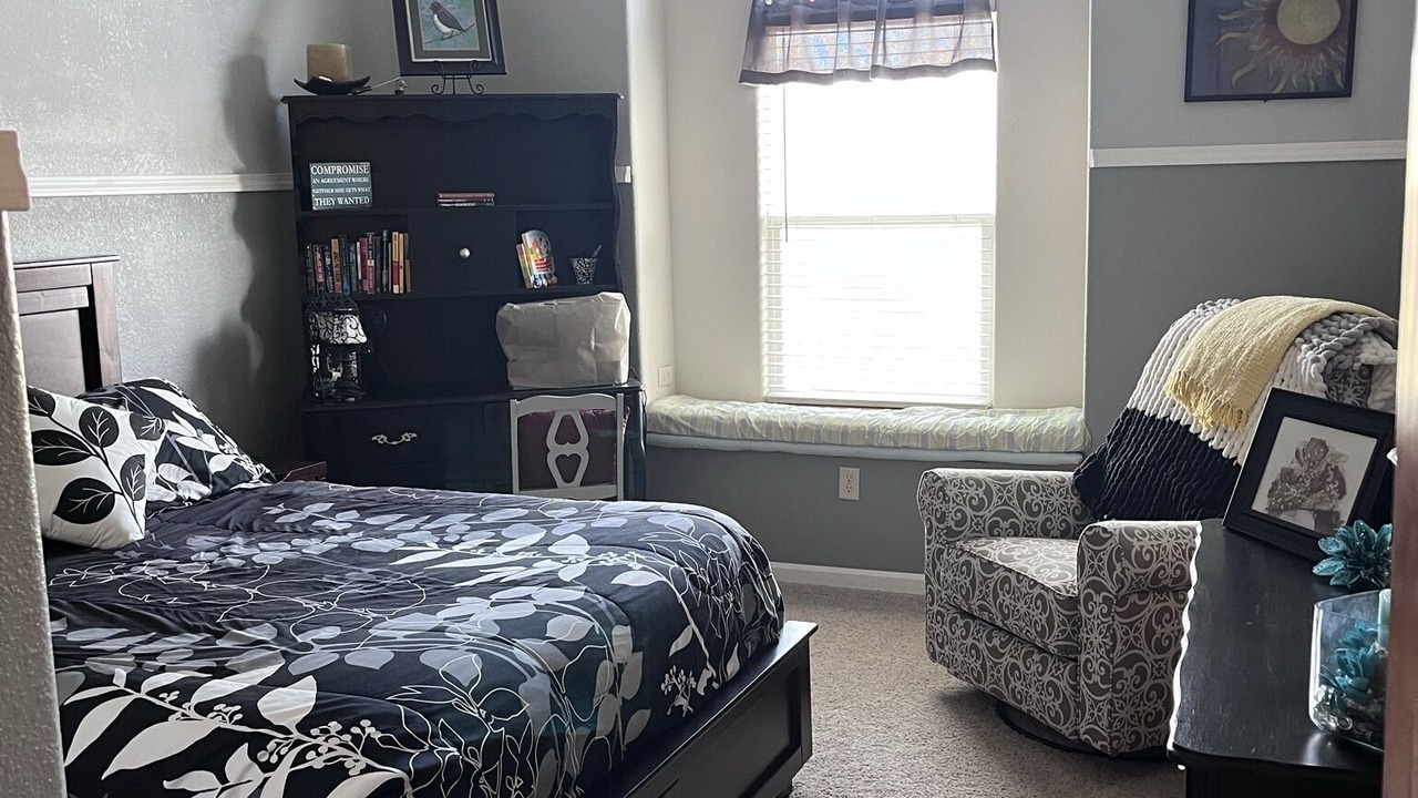 Photo of Bedroom in Milliken