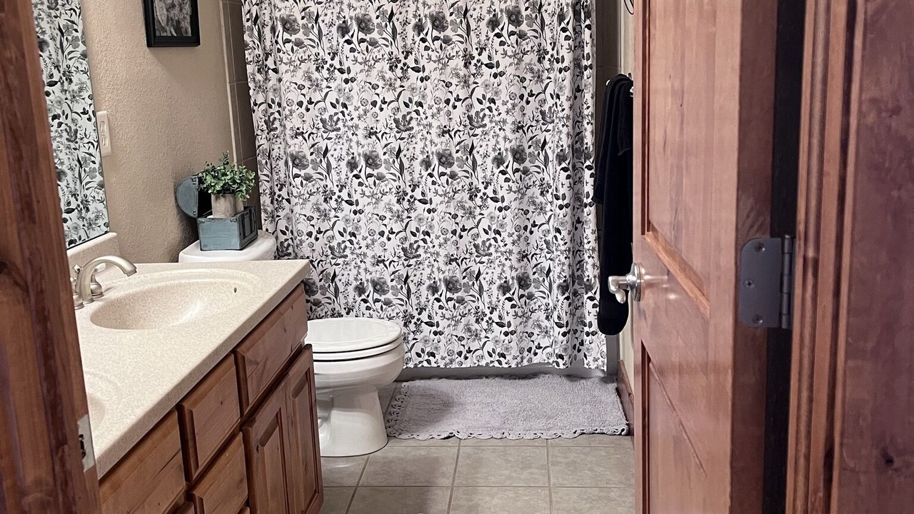 Photo of Bathroom in Milliken