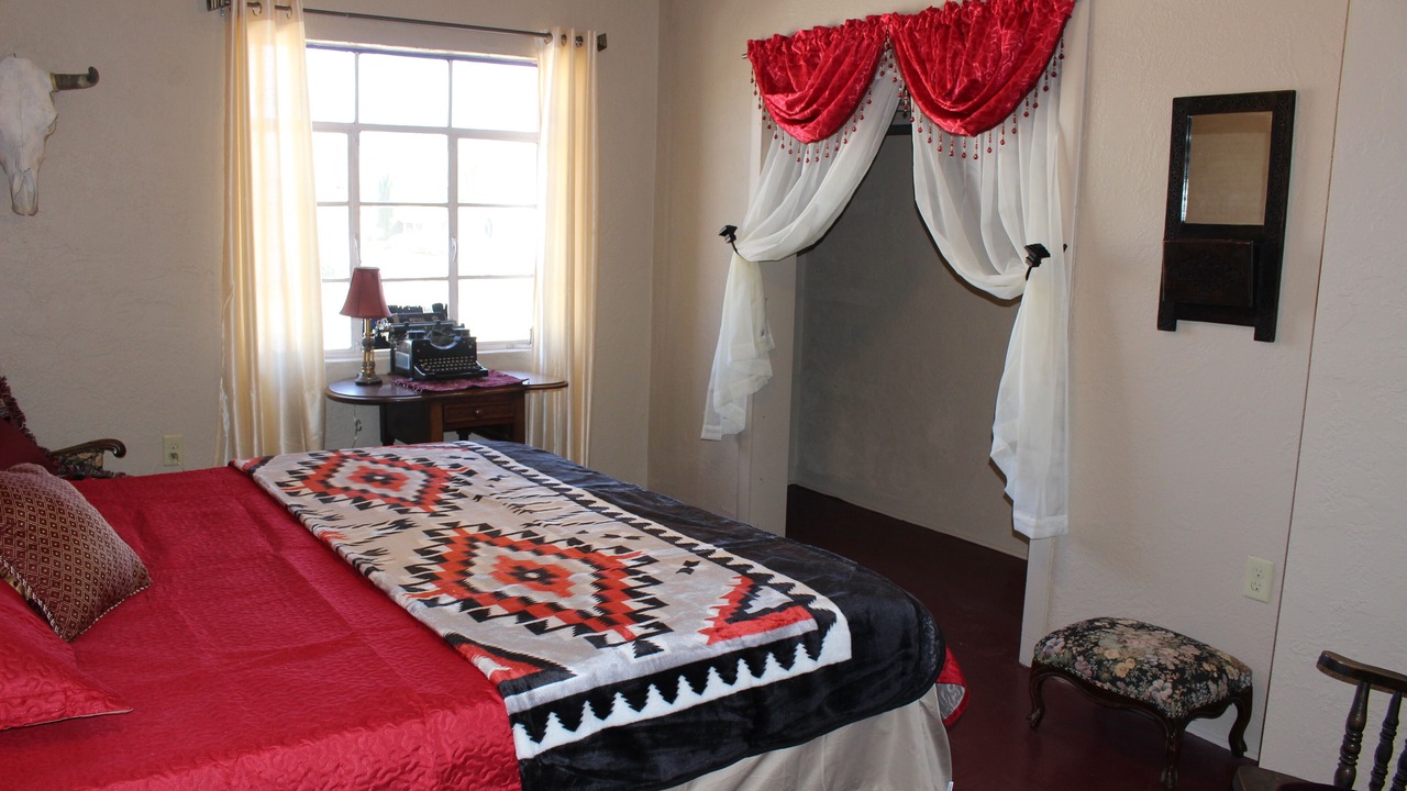 Photo of Bedroom in Mesilla