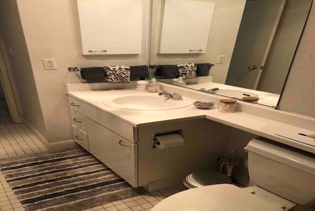 Photo of Bathroom in Rincon Hill