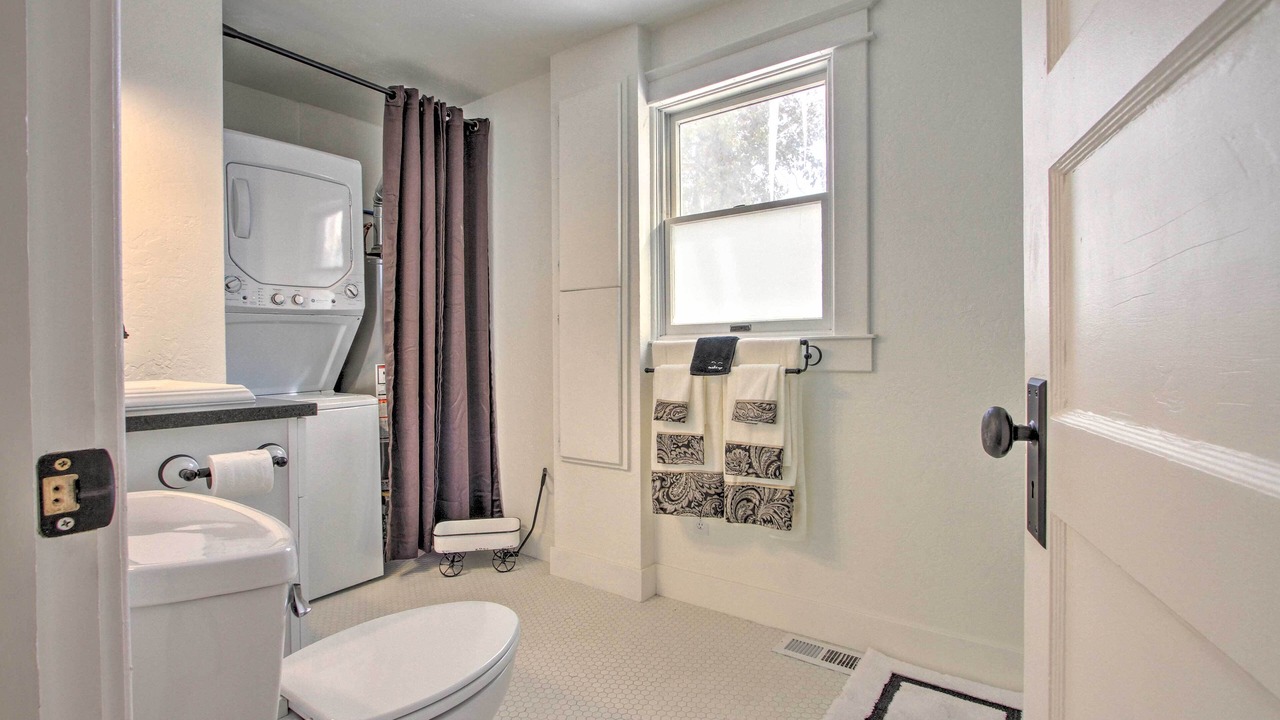 Photo of Bathroom in Bynum