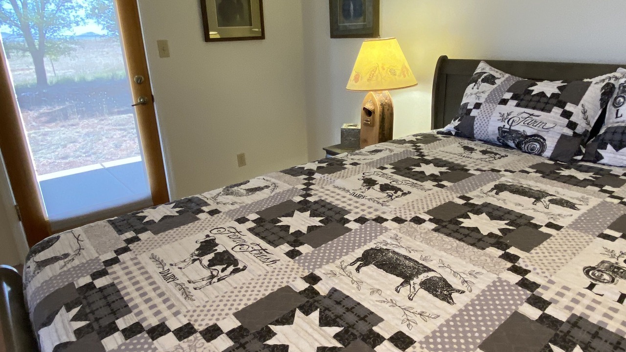 Photo of Bedroom in Elgin