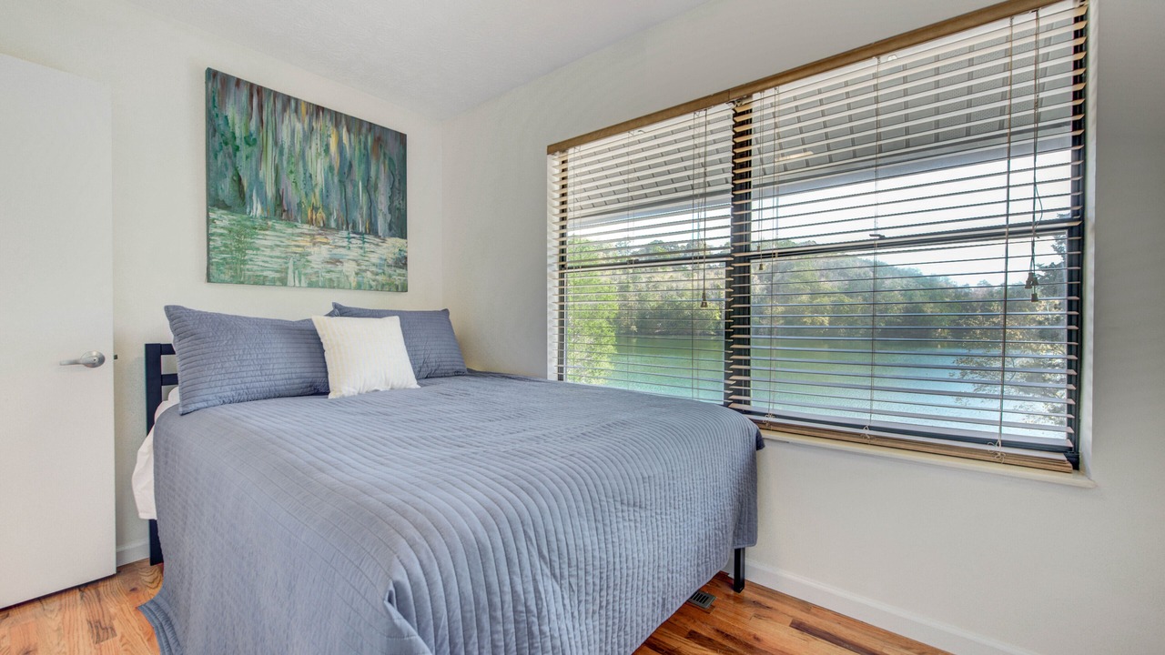 Photo of Bedroom in Harriman