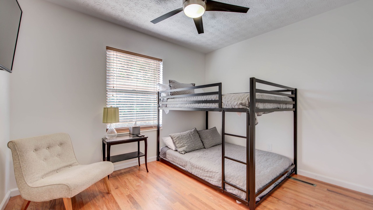 Photo of Bedroom in Harriman