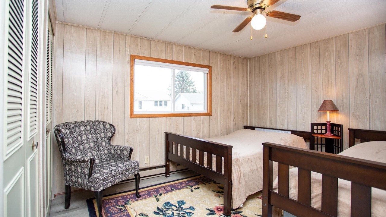 Photo of Bedroom in Grand Marais